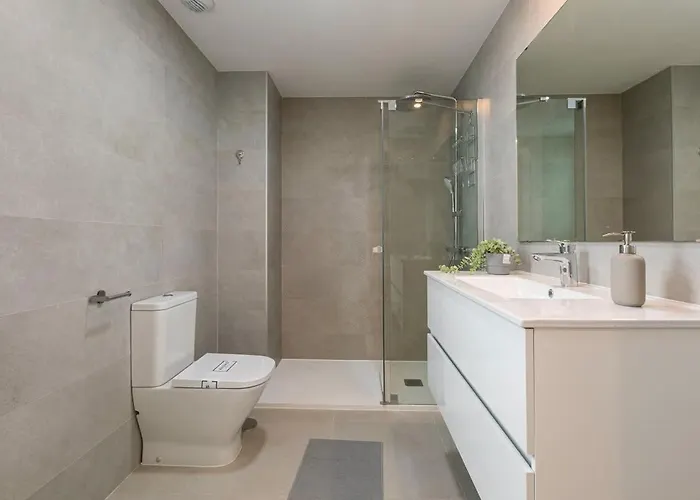 Modern 3-Bed Boho Retreat For A Stylish Escape *