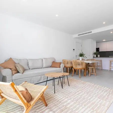 Modern 3-bed Boho Retreat For A Stylish Escape