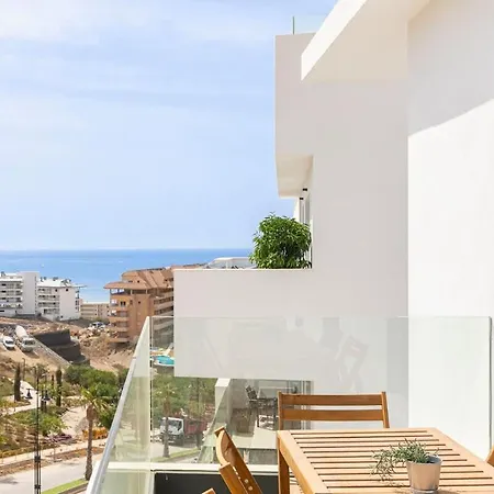 아파트 Modern 3-bed Boho Retreat For A Stylish Escape 푸엔히롤라