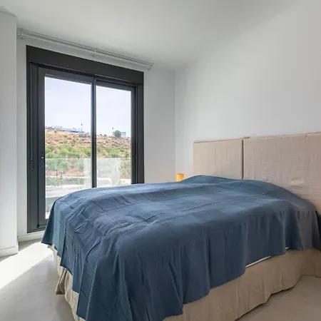 Modern 3-bed Boho Retreat For A Stylish Escape 아파트